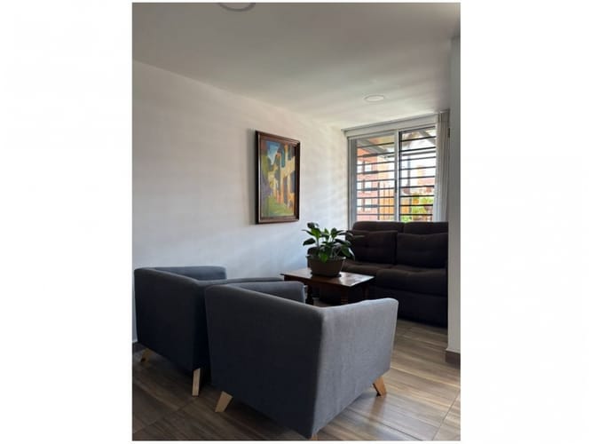 Casa de 3 alcobas en venta en La Ceja, 135 m² · foto 8 de 12