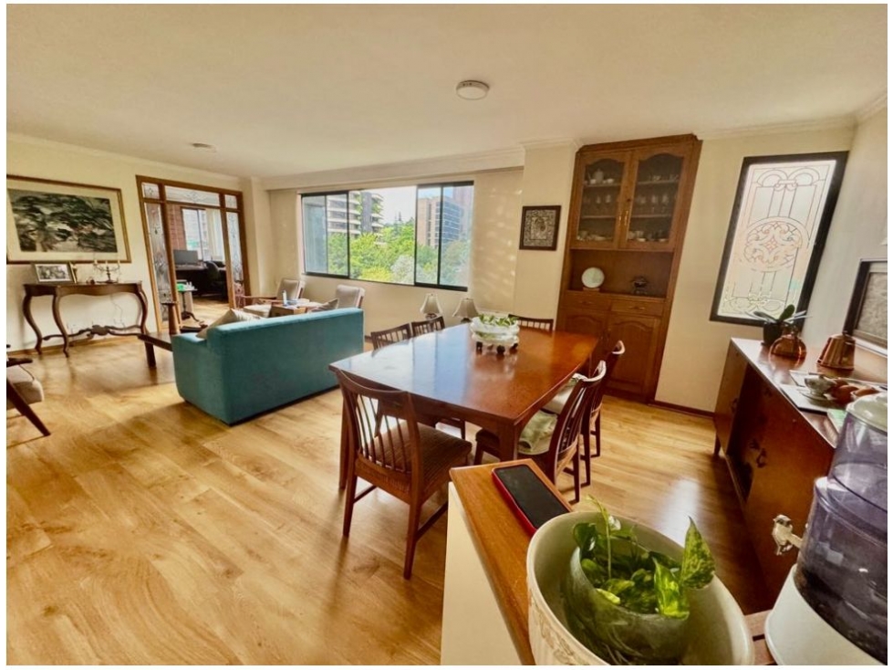Apartamento en venta en Las Lomas No.1, Medellín · foto 2 de 15