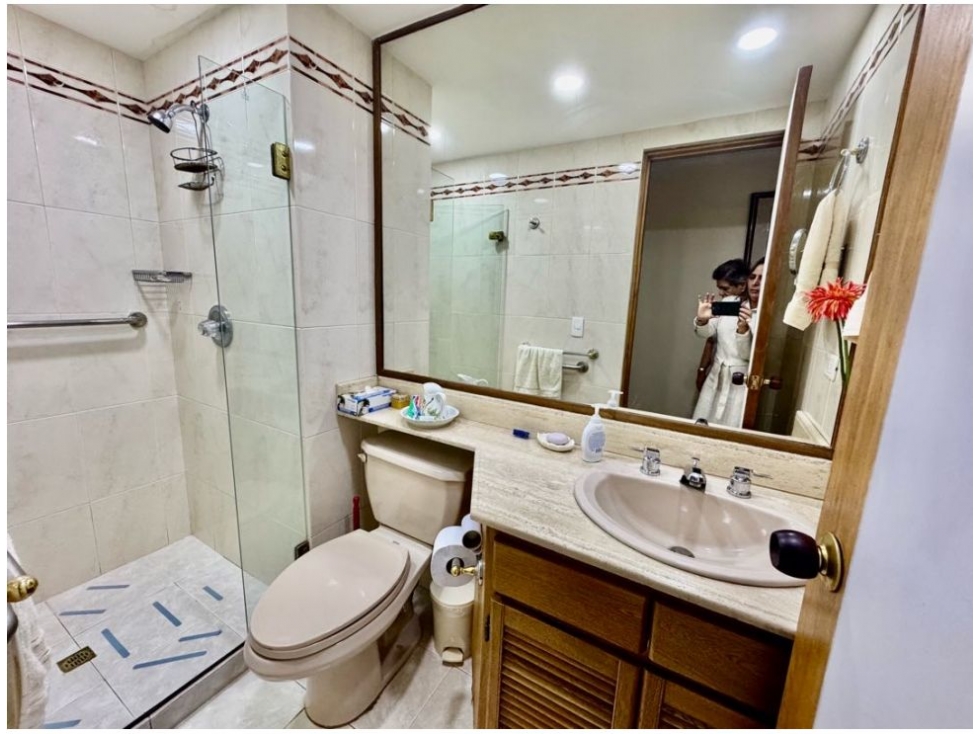 Apartamento en venta en Las Lomas No.1, Medellín · foto 6 de 15