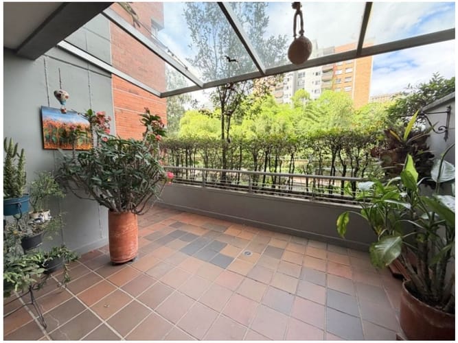 Apartamento de 3 alcobas en venta en Los Balsos, Medellín, 120 m² · foto 2 de 24