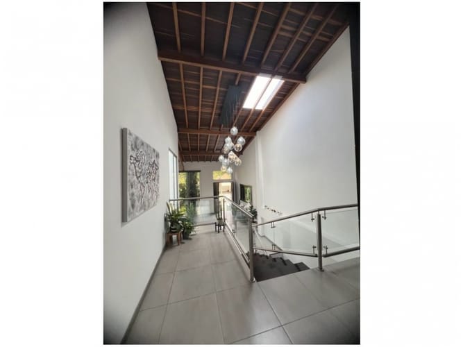 Casa de 4 alcobas en venta en Aves Maria, Sabaneta, 436 m² · foto 12 de 24