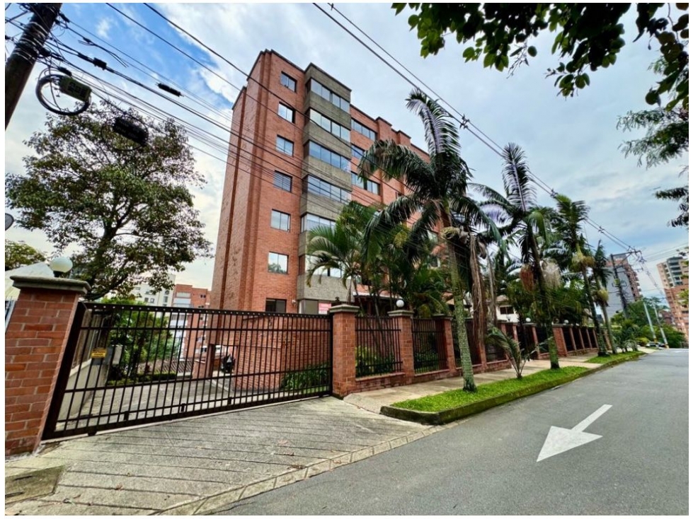 Apartamento en venta en Las Lomas No.1, Medellín · foto 14 de 15