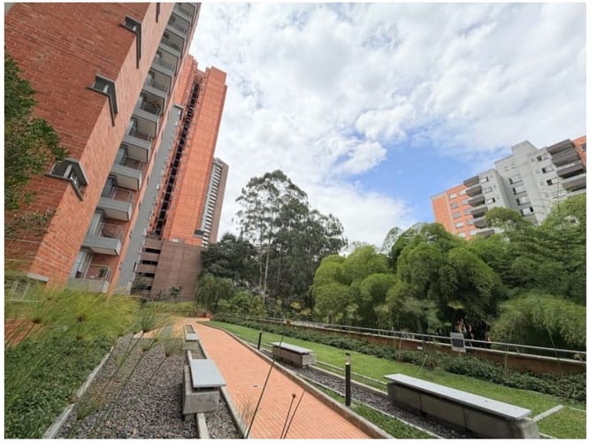 Apartamento de 3 alcobas en venta en Los Balsos, Medellín, 120 m² · foto 12 de 24