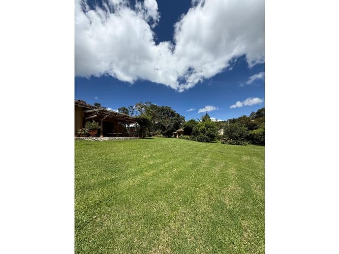 Casa de 5 alcobas en venta en Llano Grande, Rionegro, 300 m² · foto 3 de 18