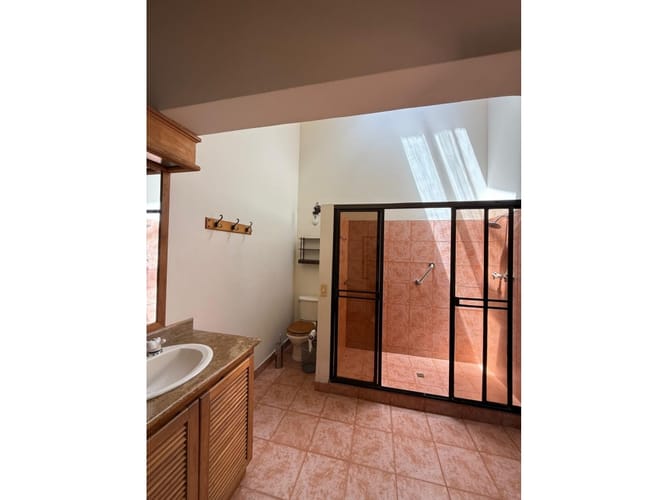 Casa de 5 alcobas en venta en Llano Grande, Rionegro, 300 m² · foto 6 de 18