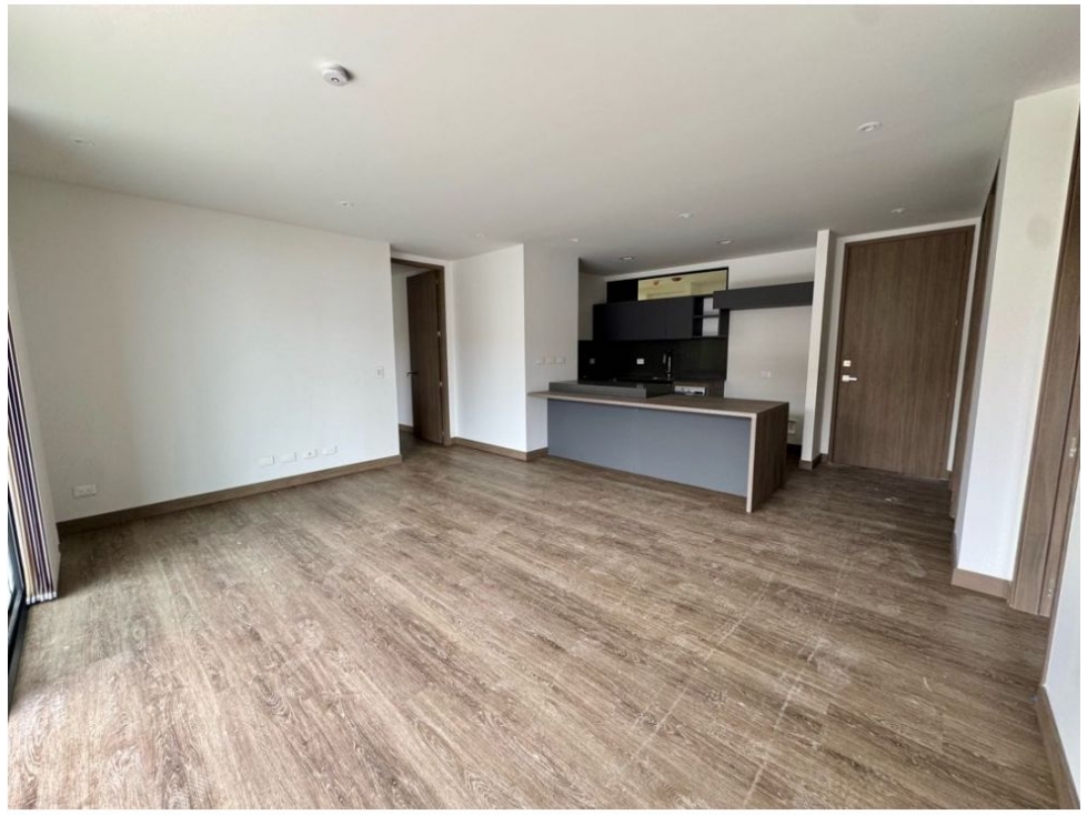 Apartamento en venta en Lalinde, Medellín · foto 4 de 16