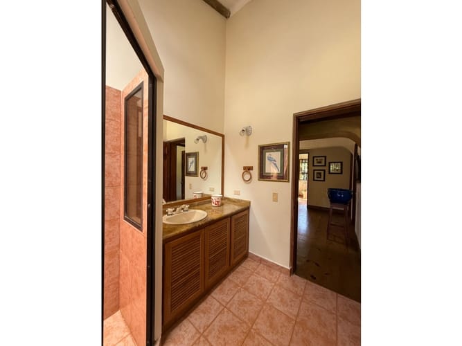 Casa de 5 alcobas en venta en Llano Grande, Rionegro, 300 m² · foto 15 de 18