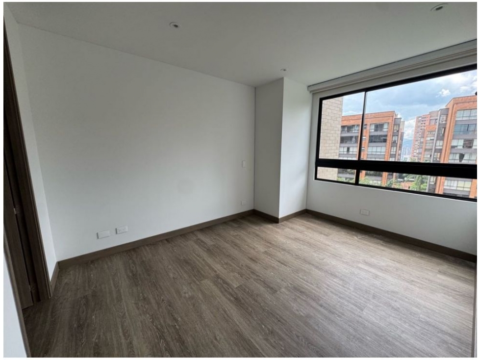 Apartamento en venta en Lalinde, Medellín · foto 11 de 16