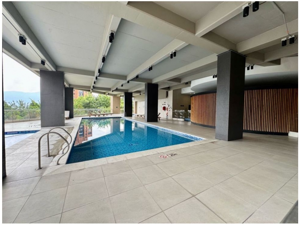 Apartamento en venta en Lalinde, Medellín · foto 12 de 16