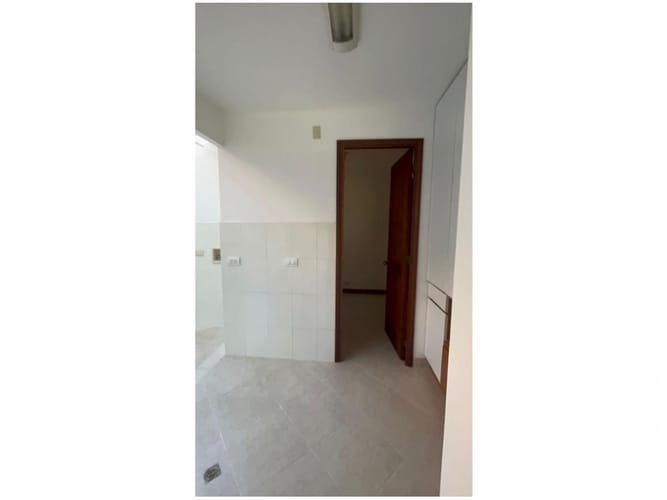 Casa de 4 alcobas en venta en El Poblado, Medellín, 294 m² · foto 16 de 24