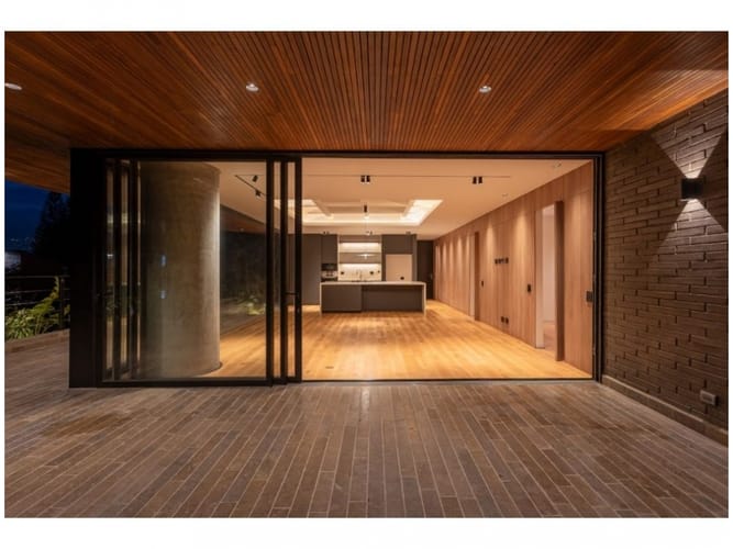 Apartamento de 2 alcobas en venta en Transversal Inferior, Medellín, 267 m² · foto 16 de 24