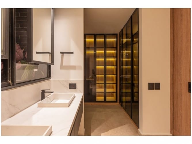 Apartamento de 2 alcobas en venta en Transversal Inferior, Medellín, 267 m² · foto 21 de 24