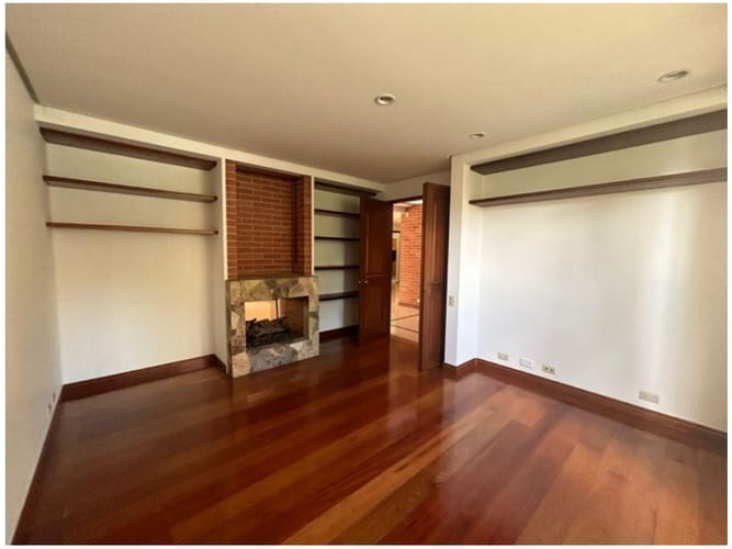 Casa de 4 alcobas en venta en El Poblado, Medellín, 294 m² · foto 23 de 24