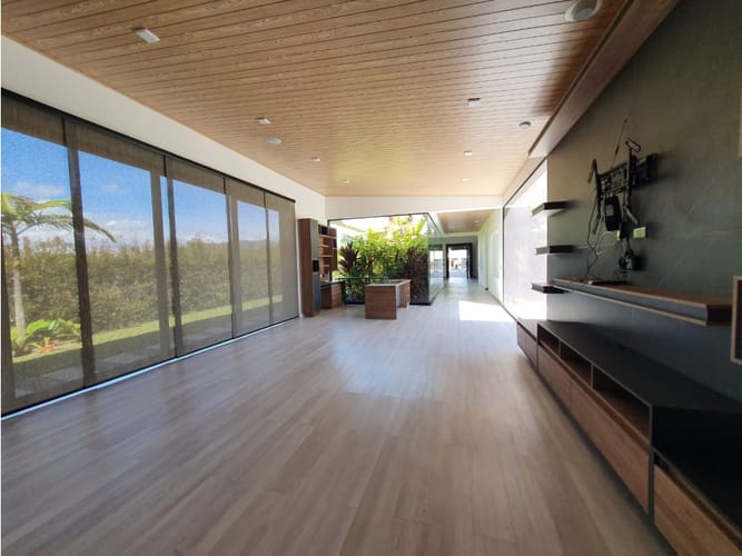 Casa de 3 alcobas en venta en Llano Grande, Rionegro, 540 m² · foto 11 de 24