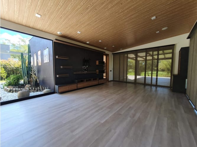Casa de 3 alcobas en venta en Llano Grande, Rionegro, 540 m² · foto 12 de 24