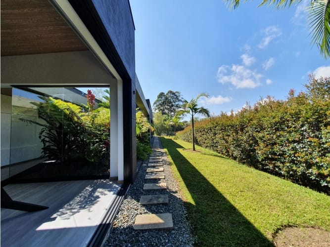 Casa de 3 alcobas en venta en Llano Grande, Rionegro, 540 m² · foto 16 de 24