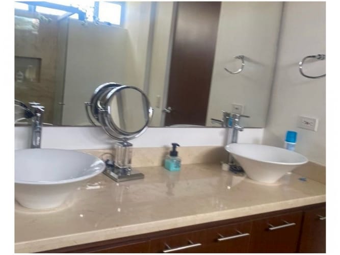 Casa de 3 alcobas en venta en Llano Grande, Rionegro · foto 18 de 19