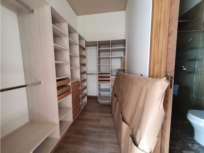 Casa de 3 alcobas en venta en Llano Grande, Rionegro, 540 m² · foto 19 de 24