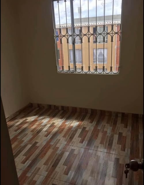 Apartamento de 3 alcobas en venta en Centro, Soacha, 52 m² · foto 2 de 8