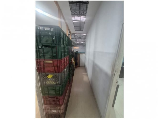 Bodega en venta en Bombona No.1, Medellín, 503 m² · foto 8 de 24