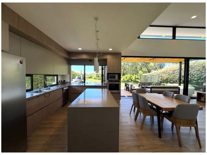 Casa de 3 alcobas en venta en Llano Grande, Rionegro, 1355 m² · foto 5 de 18