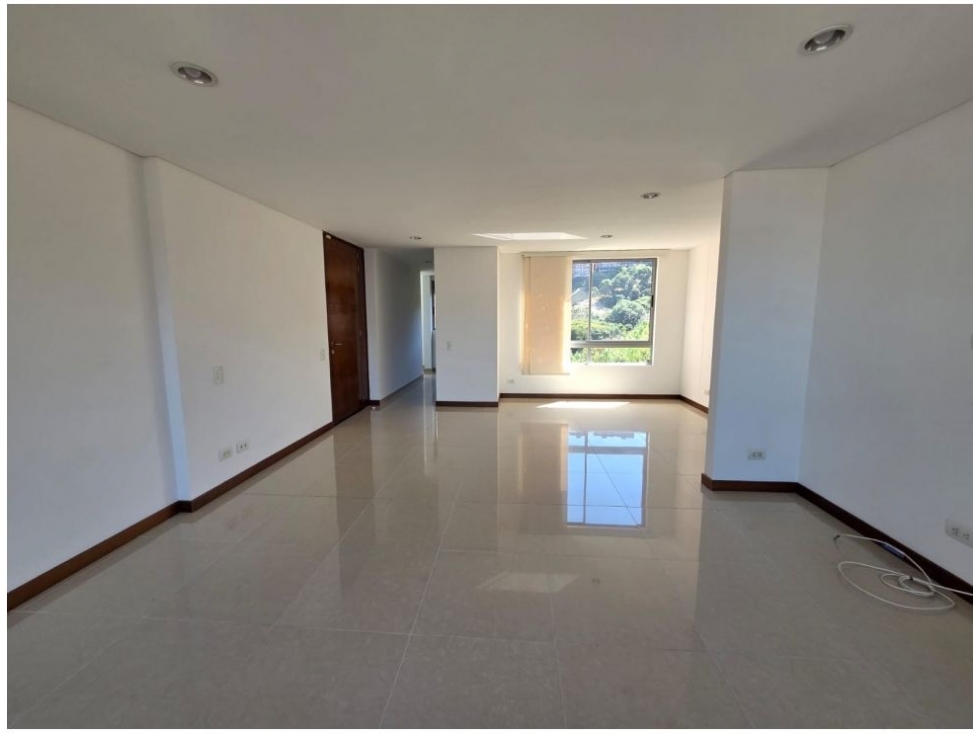 Apartamento en venta en El Poblado, Medellín · foto 6 de 24