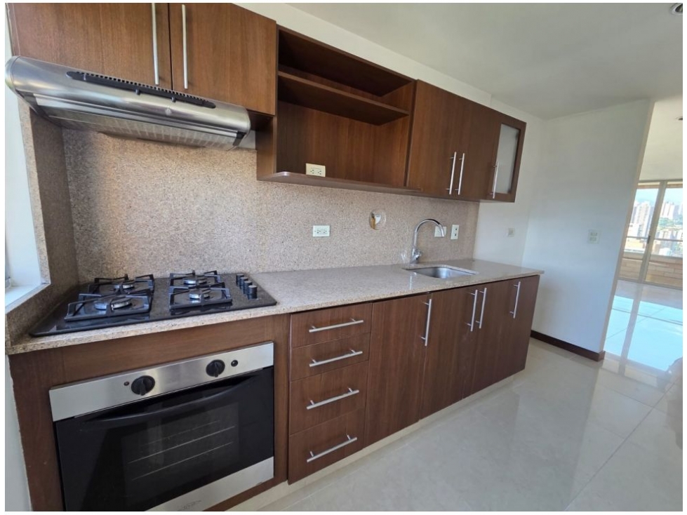 Apartamento en venta en El Poblado, Medellín · foto 11 de 24