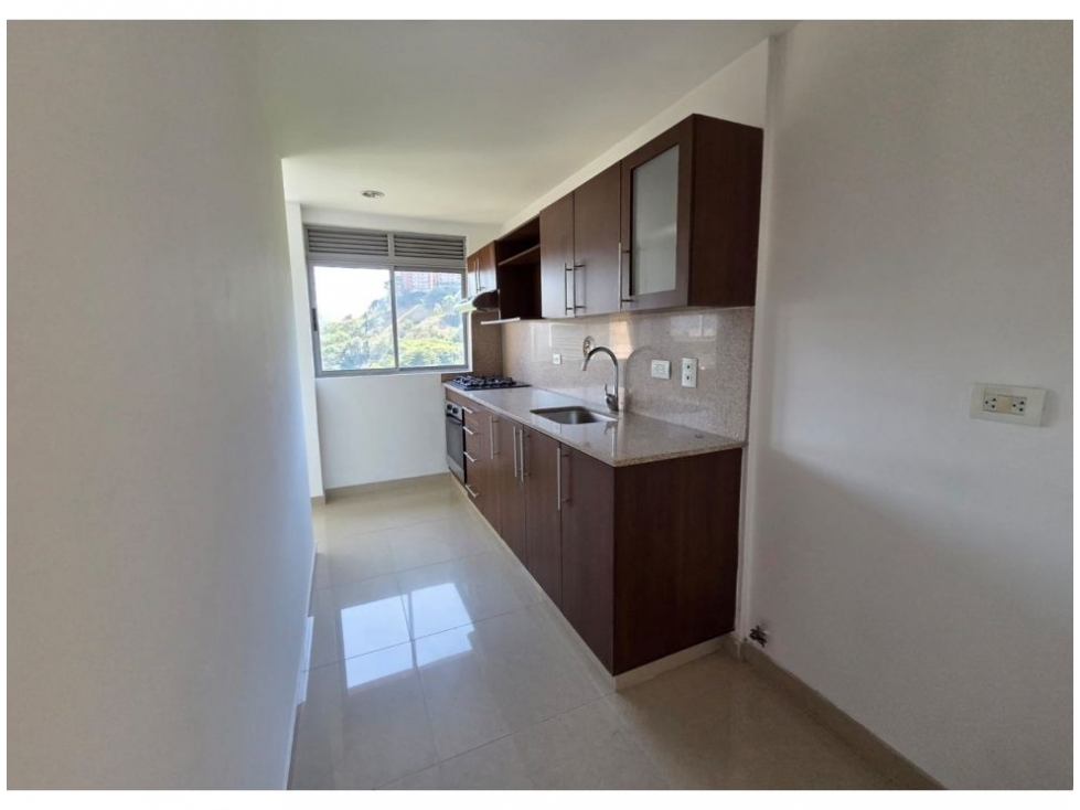 Apartamento en venta en El Poblado, Medellín · foto 12 de 24