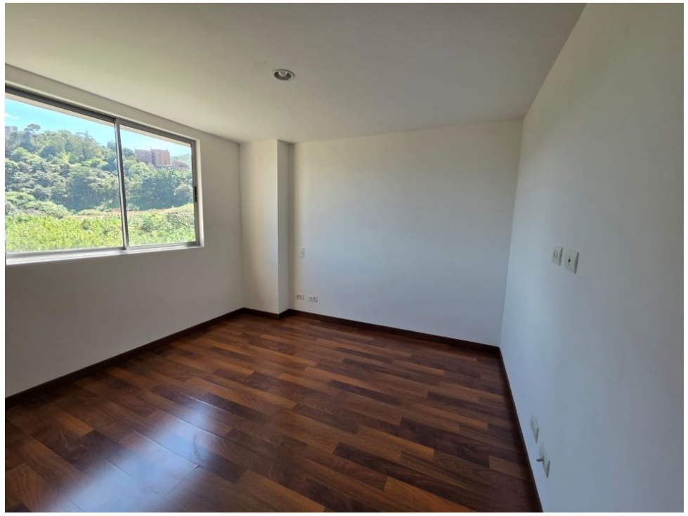 Apartamento en venta en El Poblado, Medellín · foto 17 de 24