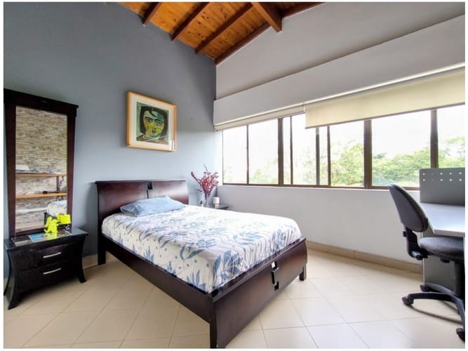 Apartamento de 4 alcobas en venta en Conquistadores, Medellín, 103 m² · foto 9 de 12