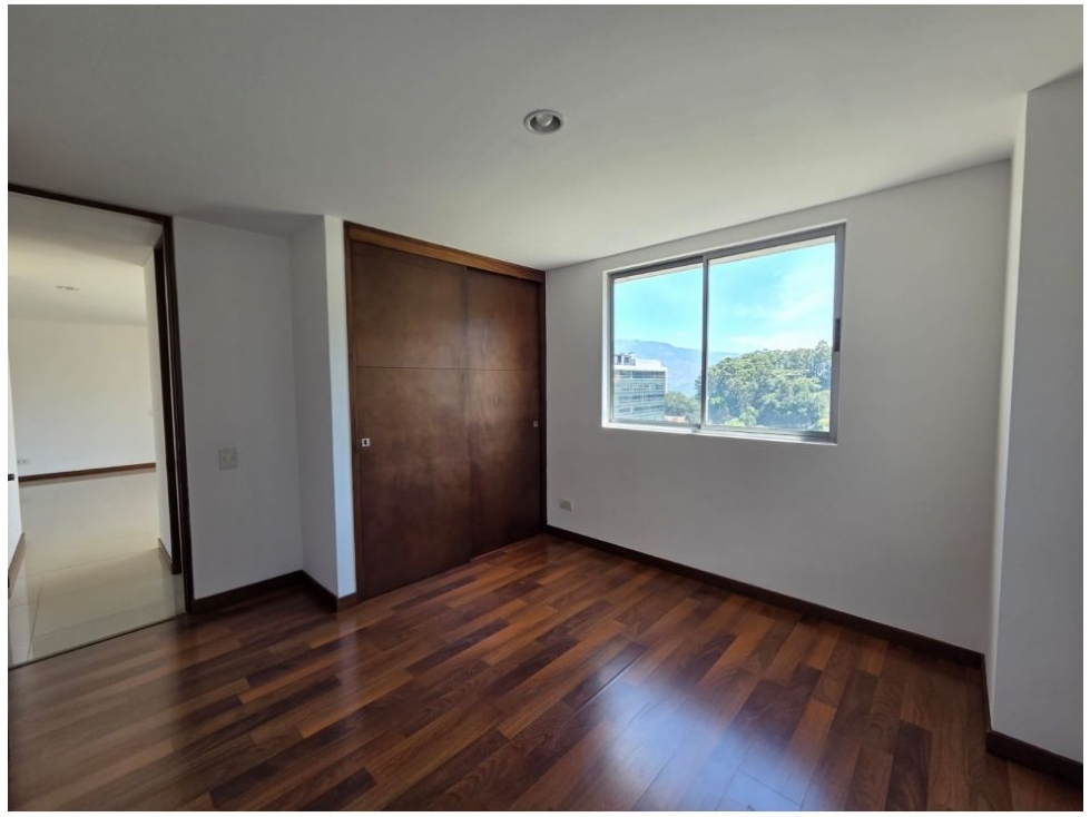 Apartamento en venta en El Poblado, Medellín · foto 20 de 24