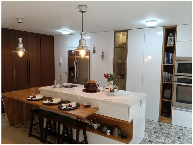 Apartamento de 3 alcobas en venta en Lalinde, Medellín, 295 m² · foto 5 de 24