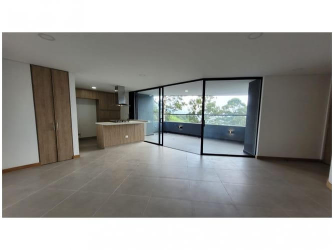 Apartamento de 3 alcobas en venta en El Poblado, Medellín, 100 m² · foto 17 de 18