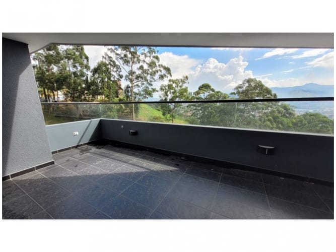 Apartamento de 3 alcobas en venta en El Poblado, Medellín, 100 m² · foto 18 de 18