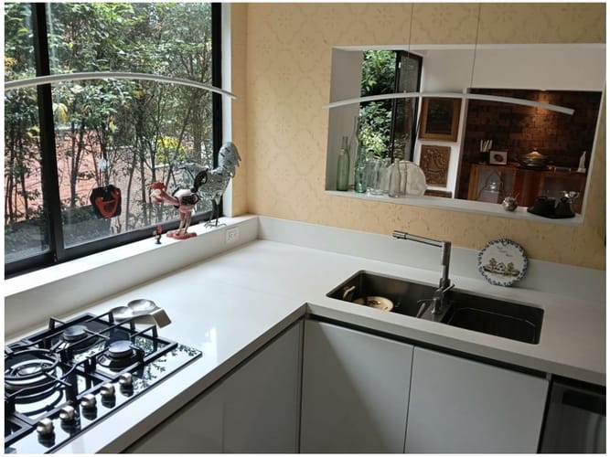 Apartamento de 3 alcobas en venta en Lalinde, Medellín, 295 m² · foto 11 de 24