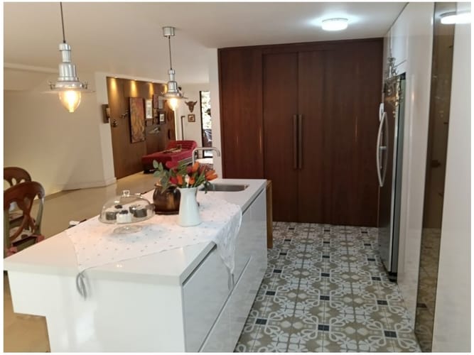 Apartamento de 3 alcobas en venta en Lalinde, Medellín, 295 m² · foto 12 de 24