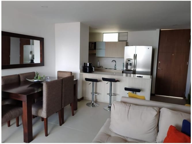 Apartamento en venta en Los Naranjos, Medellín · foto 4 de 10