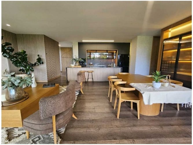 Apartamento de 3 alcobas en venta en Cabeceras De Llanogrande, Medellín, 152 m² · foto 5 de 19