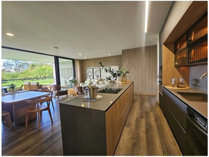 Apartamento de 3 alcobas en venta en Cabeceras De Llanogrande, Medellín, 152 m² · foto 8 de 19