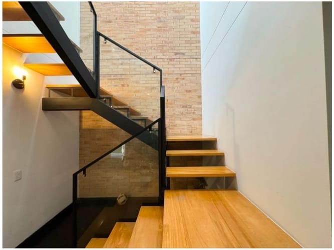 Casa de 4 alcobas en venta en Montessori, Envigado, 345 m² · foto 4 de 9