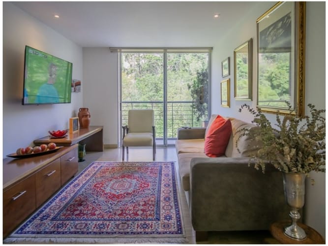 Apartamento de 3 alcobas en venta en El Poblado, Medellín, 240 m² · foto 10 de 20