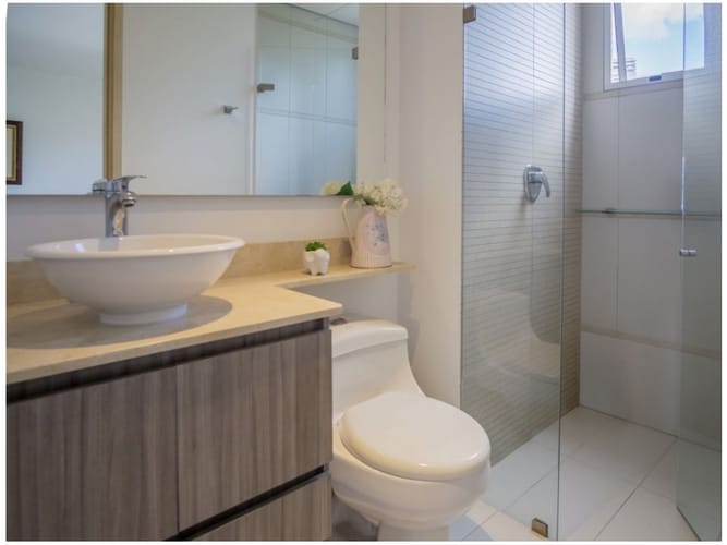 Apartamento de 3 alcobas en venta en El Poblado, Medellín, 240 m² · foto 14 de 20