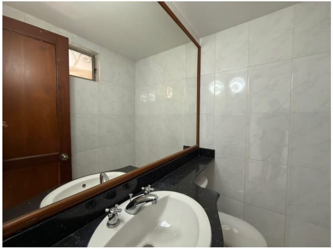 Casa de 4 alcobas en venta en Camino Verde, Envigado, 300 m² · foto 3 de 23