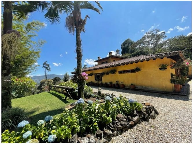 Casa de 3 alcobas en venta en Llano Grande, Rionegro, 20 m² · foto 4 de 4