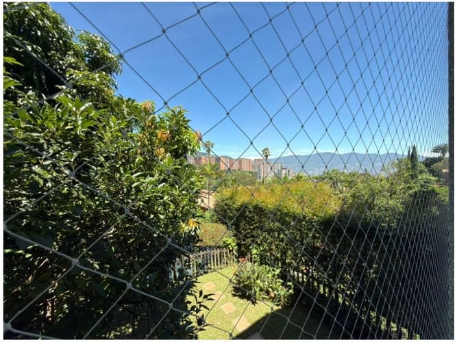 Casa de 4 alcobas en venta en Camino Verde, Envigado, 300 m² · foto 4 de 23