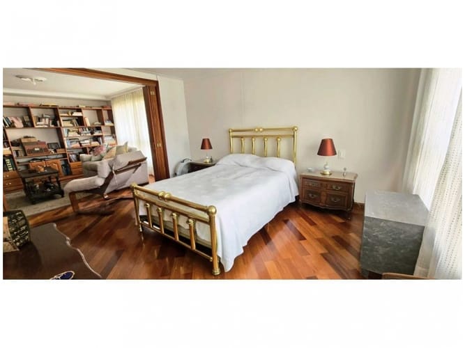 Apartamento de 3 alcobas en venta en Castropol, Medellín, 320 m² · foto 17 de 24