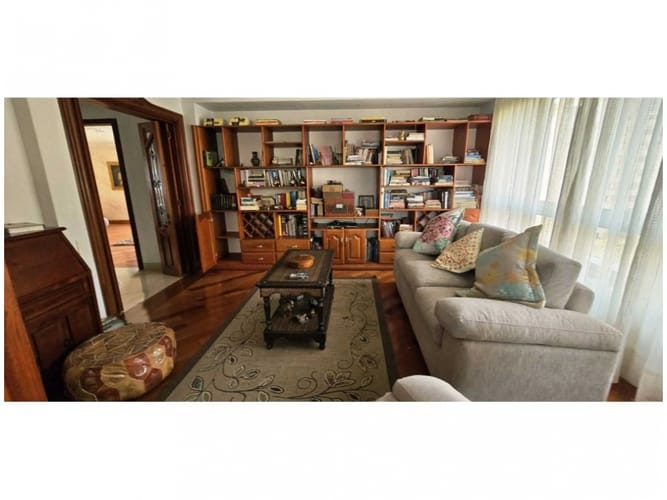 Apartamento de 3 alcobas en venta en Castropol, Medellín, 320 m² · foto 18 de 24