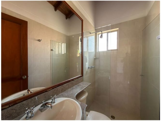 Casa de 4 alcobas en venta en Camino Verde, Envigado, 300 m² · foto 12 de 23