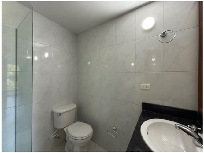 Casa de 4 alcobas en venta en Camino Verde, Envigado, 300 m² · foto 22 de 23