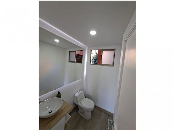 Apartamento de 3 alcobas en venta en El Tesoro, Medellín, 145 m² · foto 15 de 24